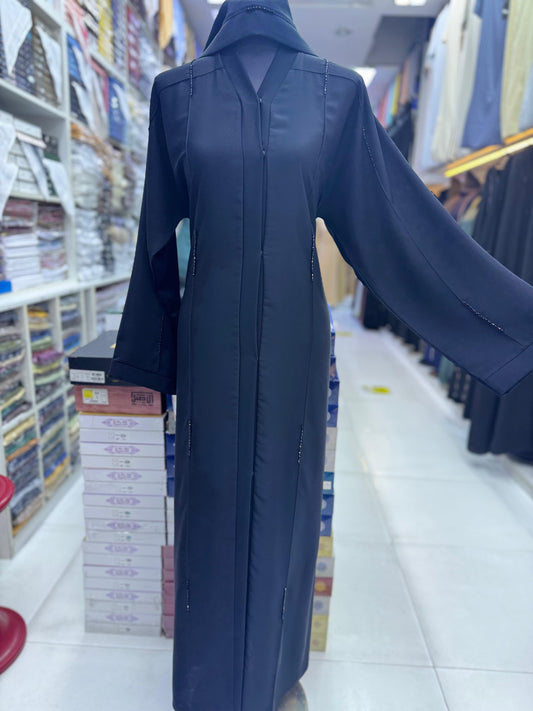 Abaya Noire Minimaliste – Coupe Ample et Élégante